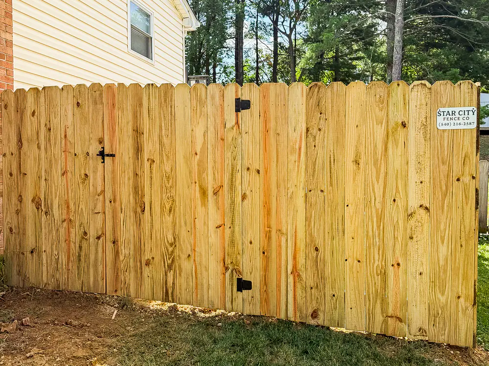 Semi-privacy picket wood fence installed in Roanoke, VA